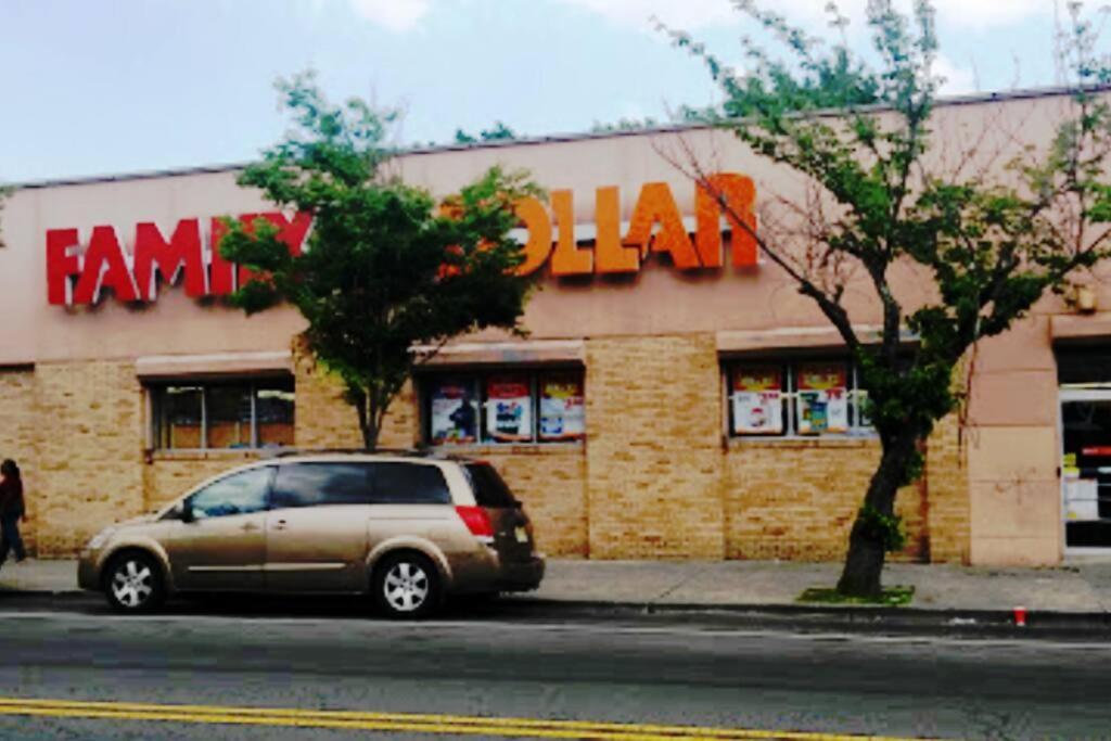 Entire 2-Bed Private Apt - Ewr/Nyc/Outlet Mall นูวาร์ก ภายนอก รูปภาพ
