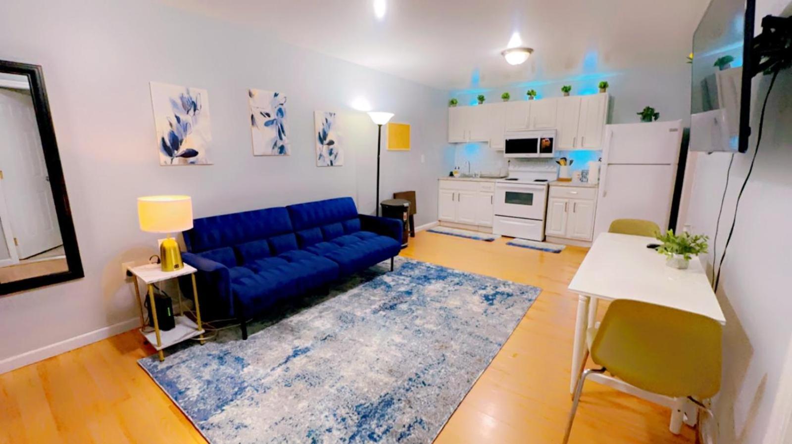 Entire 2-Bed Private Apt - Ewr/Nyc/Outlet Mall นูวาร์ก ห้อง รูปภาพ